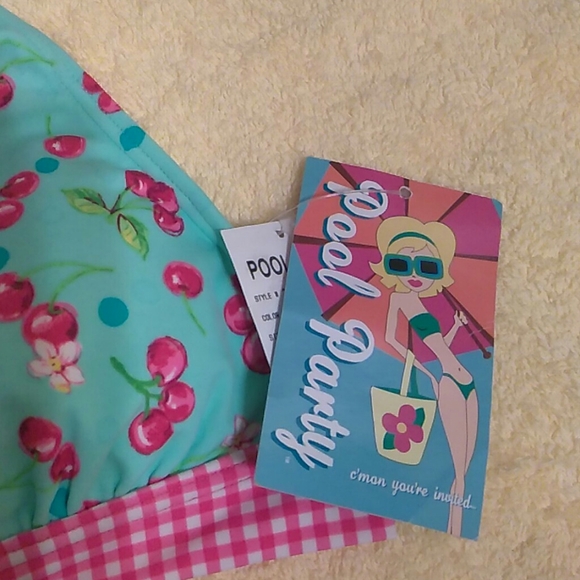 bikini tops brand beach party and xhilaration - Picture 2 of 5